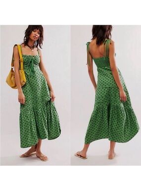 NWT! Free People Palma Printed Midi Dress in Green Combo Floral size XS